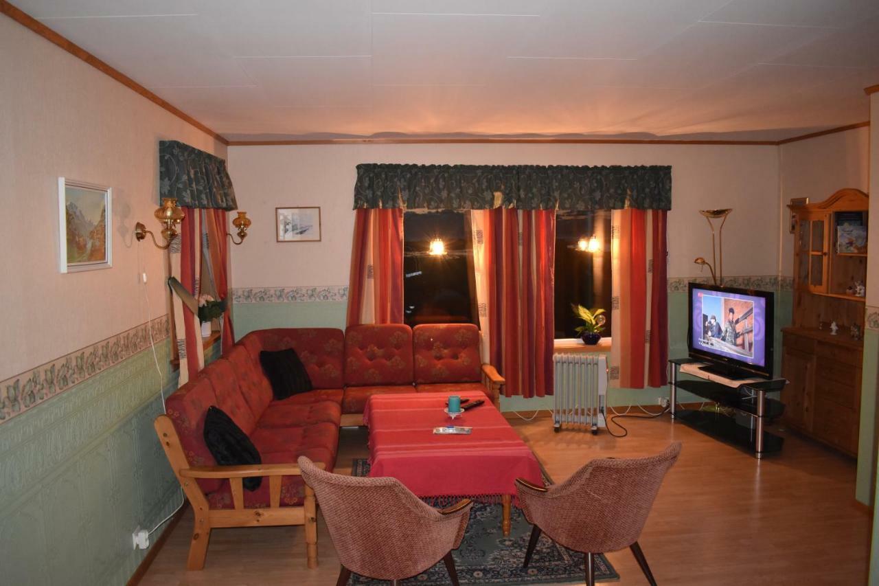 Lofoten - Hoynes Bostad Exterior photo